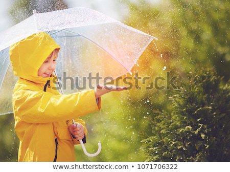 [[stock_photo]]: Ttraper · de · l'eau