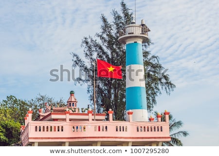 Foto stock: Dinh Cau Lighthouse Symbol Of The Island Phu Quoc Vietnam Phu Quoc Is A Vietnamese Island Off The