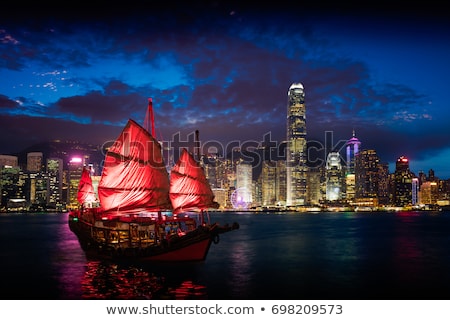 Stock fotó: Junk Boat In Hong Kong Victoria Harbour