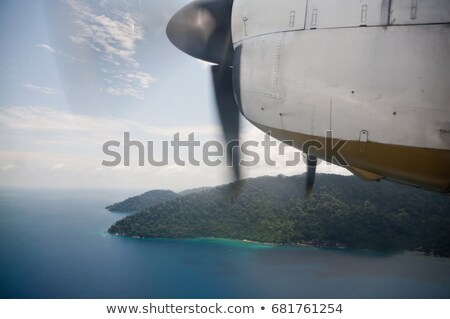 Zdjęcia stock: Tioman Island Seen From Propeller Plane Malaysia