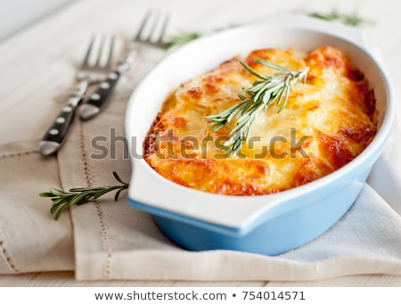 Stockfoto: Ardappelgratin · Met · Rozemarijn