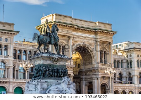 Stockfoto: Monument And Galleria Vittorio Emanuele Ii