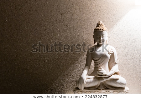 Foto stock: Statue Of Buddha In Meditation Pose