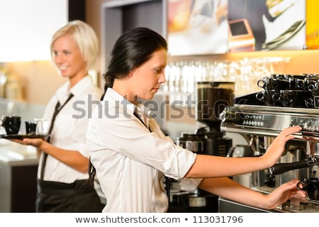 [[stock_photo]]: Emme, · faire · café, · dans, · restaurant, · sourire