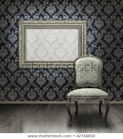 Old Wooden Silver Plated Frame 商業照片 © Anterovium