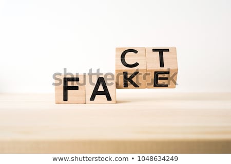 Foto stock: White Cubes - Fact And Fake 3