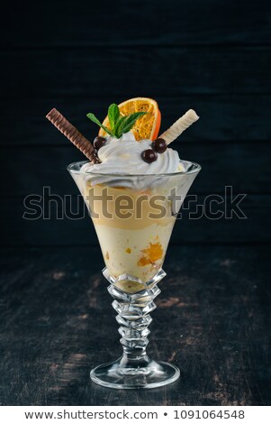 Stockfoto: Peaches And Cream Float