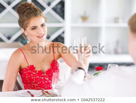 Stockfoto: Wee · Koppels · Op · Patio · Champagne · Drinken · En · Glimlachen