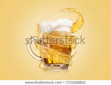 Foto stock: Fresh Natural Light Beer With Thick Foam In A Glass