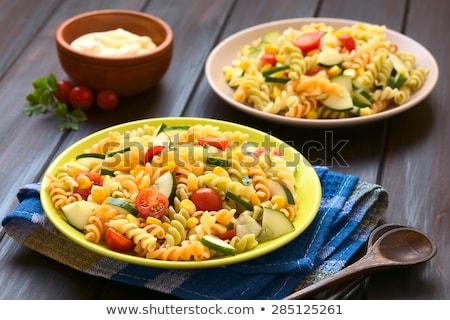 Foto stock: Tricolor Corkscrew Pasta