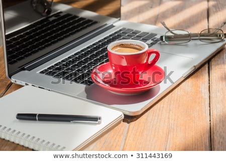 Hot Coffee Cup On Wooden Work Station Stock foto © nalinratphi