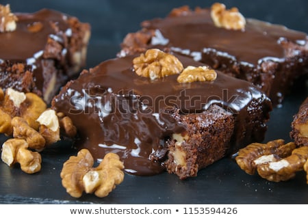 Foto d'archivio: Brownies And Nuts