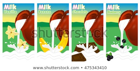 Imagine de stoc: Fresh Cow Milk Being Poured