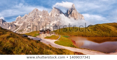 Foto d'archivio: Scenic Landscape In The Dolomites At Rolle Pass