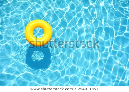 Foto stock: Ausa · na · piscina