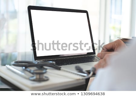Foto stock: Case Study Concept On Modern Laptop Screen