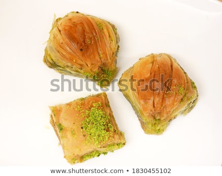 Foto d'archivio: Turkish Pistachio And Phyllo Pastry Dessert Baklava