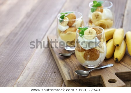 Сток-фото: Isolated Bowl Of Banana Pudding