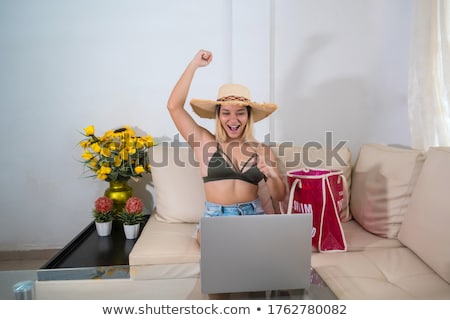 Foto d'archivio: Young Woman In Bikini