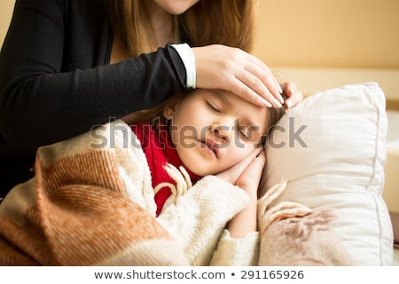 Foto stock: Sick Child In Bed At Hospital