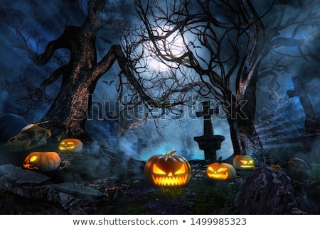 Foto stock: Mystic Glow In The Cemetery