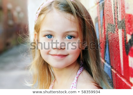 Stockfoto: Portrait Of A Little Girl Outside