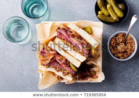 Stockfoto: Delicious Pastrami Club Sandwich And Pickles