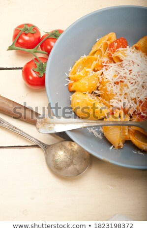 Italian Snail Lumaconi Pasta With Tomatoes Foto stock © keko64