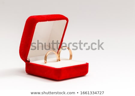 Foto stock: Pair Of Wedding Rings In A Box