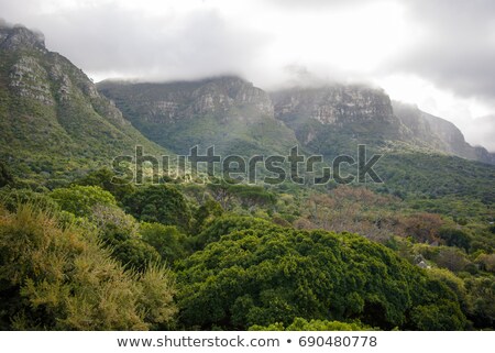 Stockfoto: Cape Town And Table Mountain At Clouds Rain And Fog