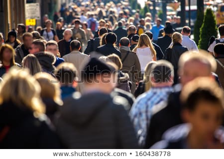 Stockfoto: A Crowd Walking