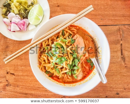 Stockfoto: Chicken Curry Noodles