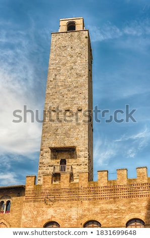 Foto stock: Tower Of Medieval Italian Castle On Blue Sky