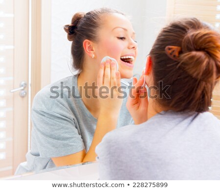Stockfoto: Choonheid · gezichtsverzorging · - · tiener · vrouw · acne · huid · reinigen