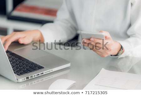 Zdjęcia stock: Close Up Of A Businesswoman Holding File