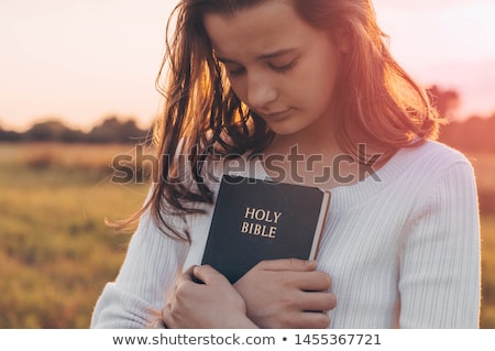 Foto stock: Side View Of Jesus Christ Praying