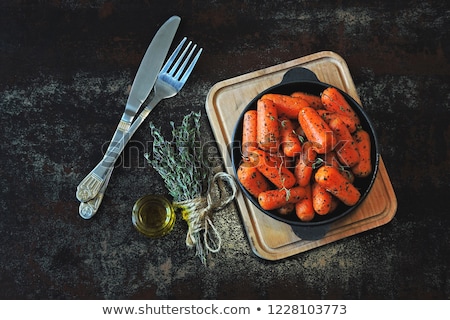 Stockfoto: Rustic Honey Glazed Baby Carrots