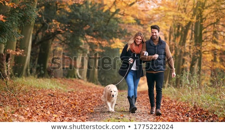 Foto d'archivio: Couple Walking