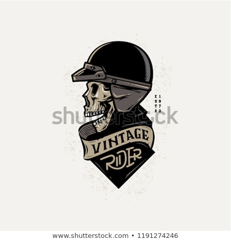 Foto d'archivio: Racer Skull With Helmet