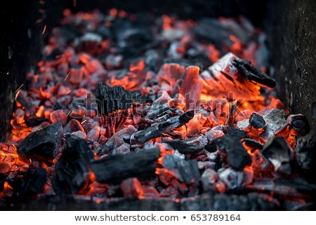 Foto stock: Charcoal Fire Burning