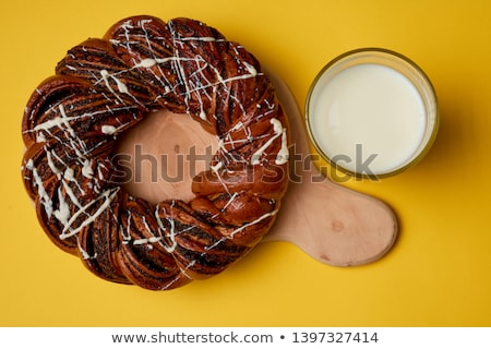 Foto stock: Braided Roll With Poppy Seeds And Cinnamon