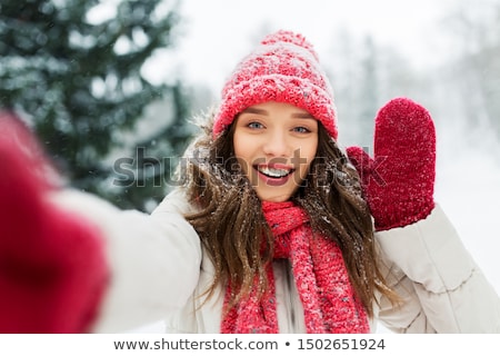 Zdjęcia stock: Selfie Girl In Winter