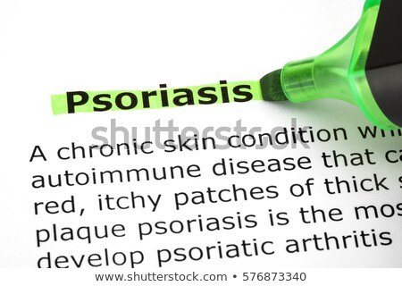 Foto stock: Psoriasis Highlighted With Green Marker