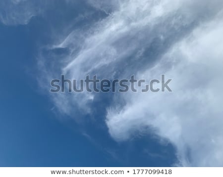 Foto d'archivio: Clouds And Strange Streaks In The Sky