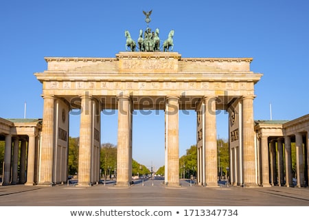 Berlin Brandenburger Tor Сток-фото © elxeneize