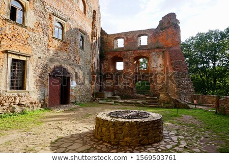 Сток-фото: Well In Grodno Castle