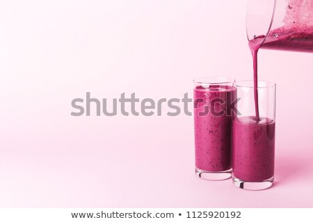 Stockfoto: Wee · Glazen · Verse · Bessensmoothies