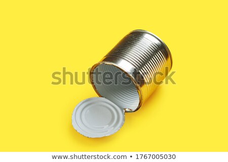Foto stock: Empty Tin Can Poverty Symbol
