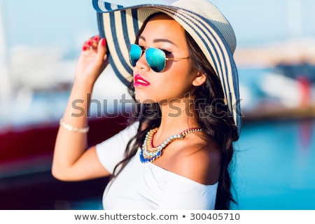 Stok fotoğraf: Asian Woman Wearing A Top Hat