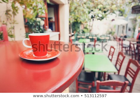 ストックフォト: Empty Coffee Cups On Outdoor Cafe Table